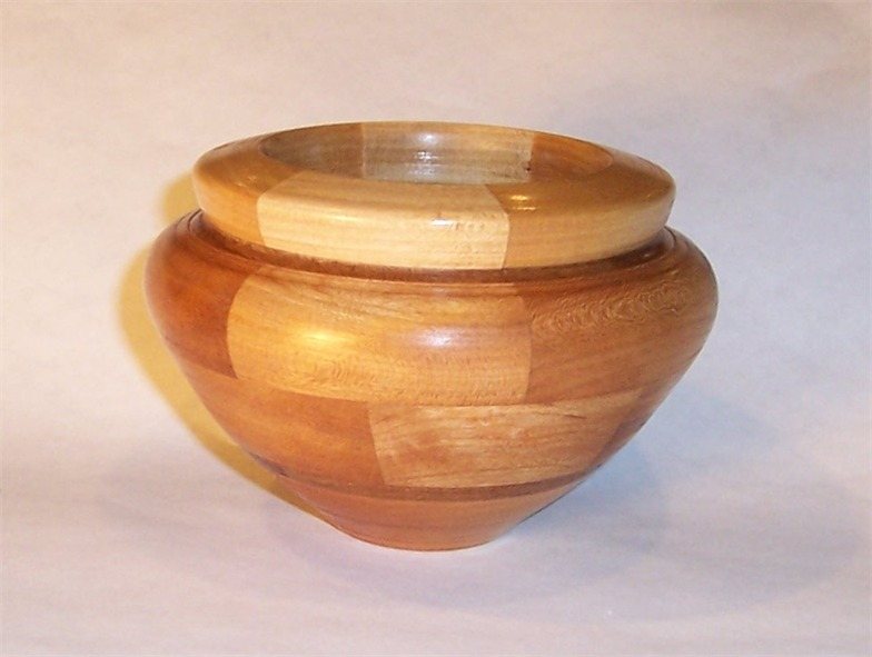 20061254949_SegmentedBowl.jpg