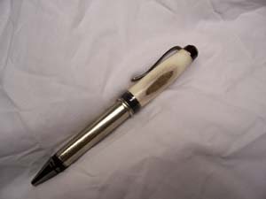 20061273545_antler%20pen.jpg