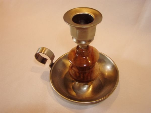200613081617_candle%20holder.jpg