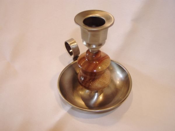 200613081644_candle%20holder1.jpg