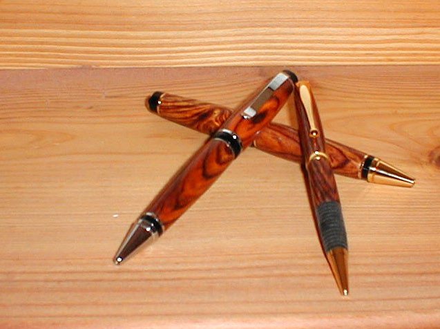 200624232611_pens%20026_edited.jpg