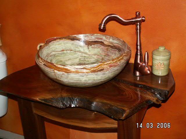 200631714329_vanity.jpg
