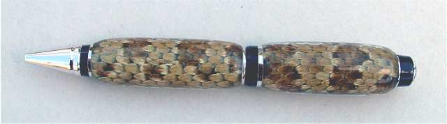 200631923052_snakepen.jpg