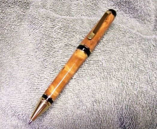 200642902012_Cigar2.jpg