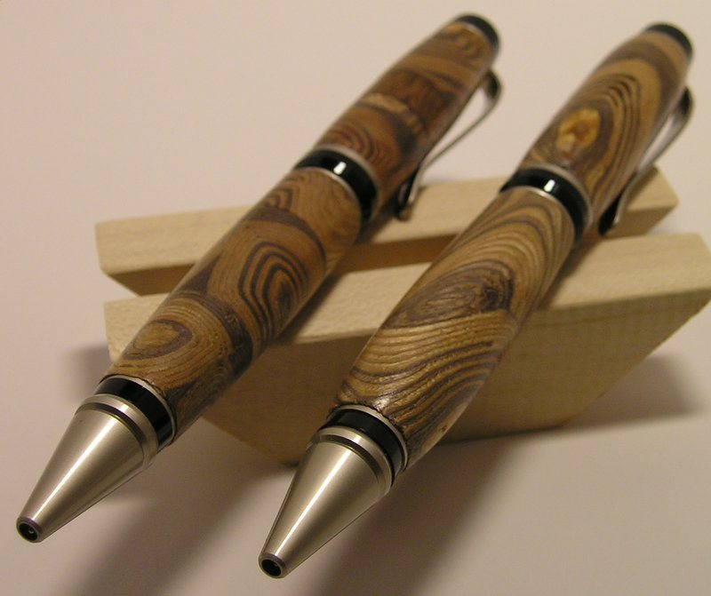 20064901810_duo.jpg