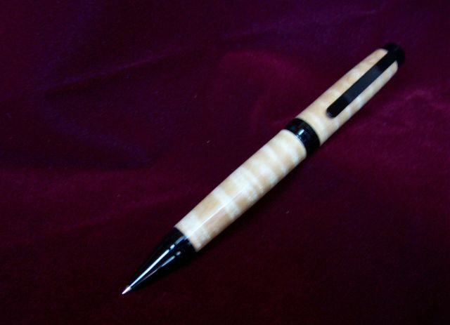20065111814_Maplecigar3.jpg