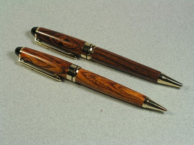 20065122280_pen-pencil.jpg