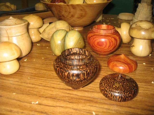 200662252359_pr_julies_%20bowls.jpg