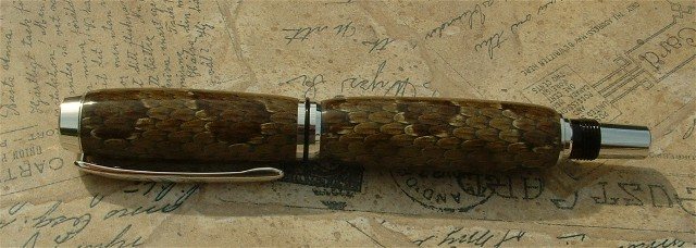 200662813344_snakepen.jpg