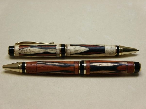 200671914120_Crown_Pen_and_Pencil.jpg