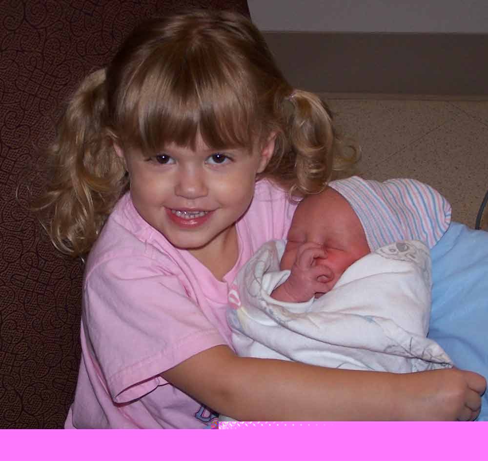 20068252506_Proud-Big-Sister-sm.jpg