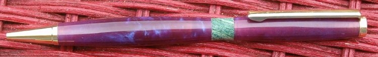 200682619254_pen37.jpg