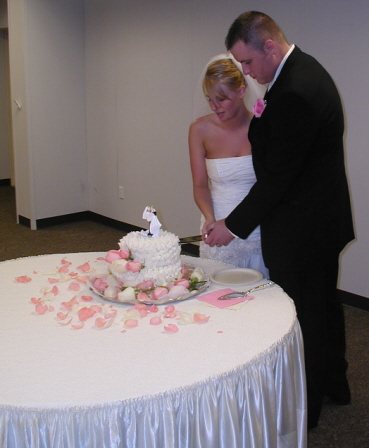 200688204823_cutting%20the%20cake2.jpg