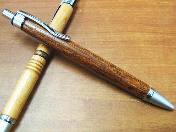 2006929204428_DonoWoodPen.jpg