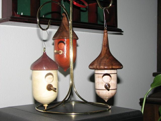 2007101315381_Christmas%20Ornaments%204.jpg