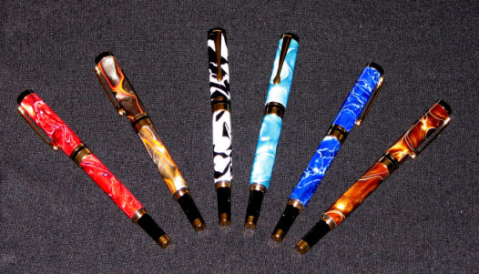 2007102019445_first%20pens.jpg