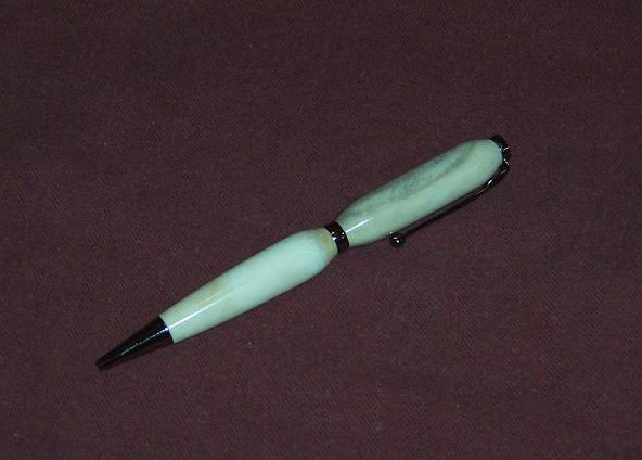 2007112234044_AntlerPen5A.jpg