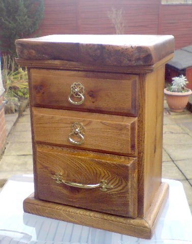 2007121582236_cabinet%205.jpg