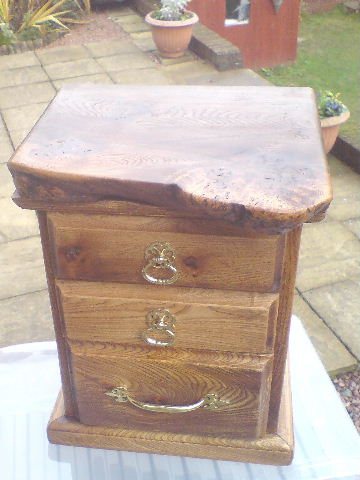 2007121582250_cabinet%204.jpg