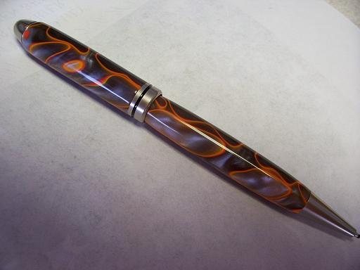 2007121620012_HARLEYPEN.jpg