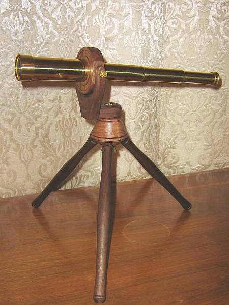 200712184647_SpyGlassStand1.jpg