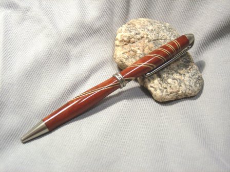 20071269207_Pens%20120.jpg