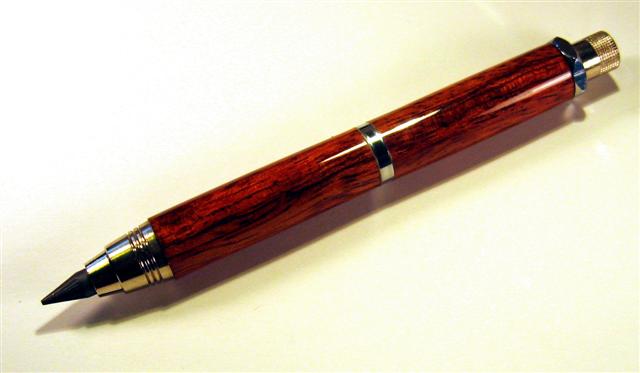 20071282299_pencil2.jpg