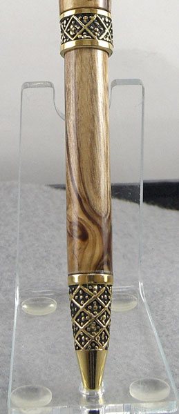 200712922349_BOW_Sculpted_cross_closeup2.jpg
