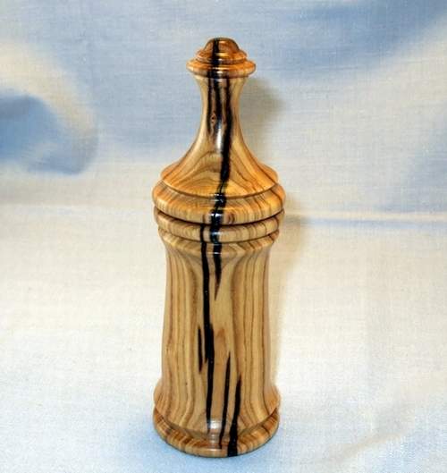 20071302339_olivebox.jpg