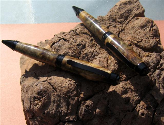 2007228191240_camo3.jpg