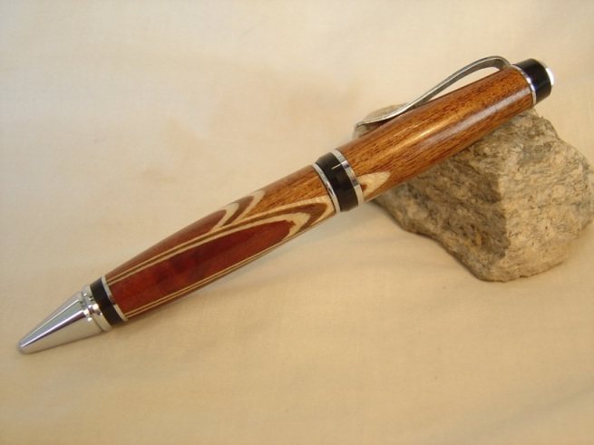 200733011734_Pens%20065.jpg