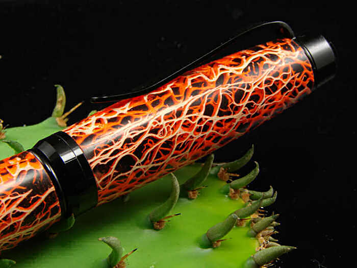 2007481923_NeonCactus3.jpg
