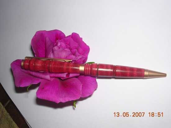 2007516182030_red%20dyed%20maple.jpg