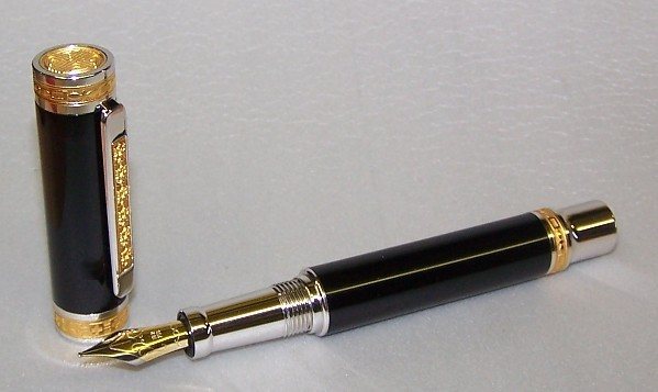 2007526195743_newemp1.jpg