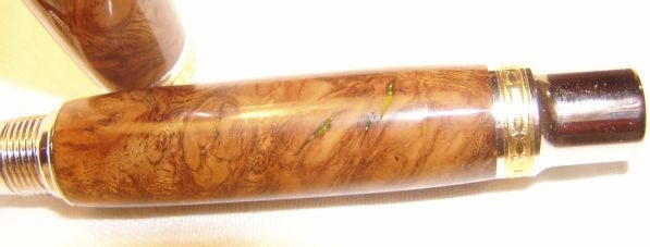 20075835836_green%20in%20burl2.jpg