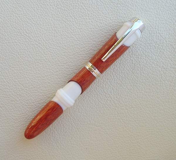 2007623111052_rhodium%20gent%20fp%20bloodwood.jpg