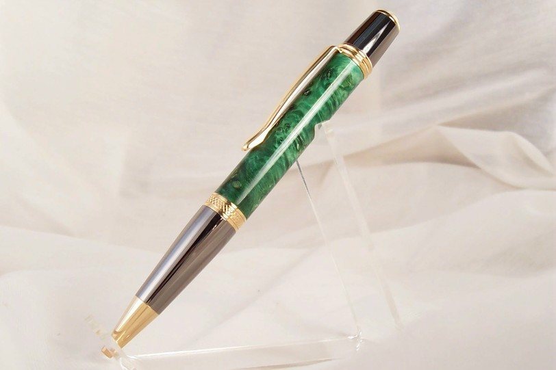 2007628203515_green.jpg