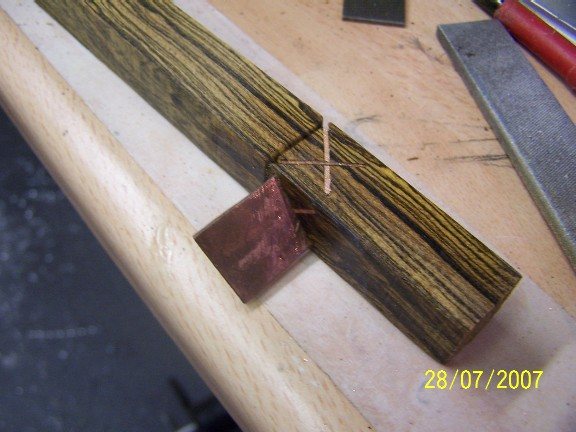 200772823103_cross3.jpg