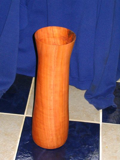 2007816192555_cheryvase4.jpg