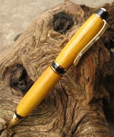2007825173721_bodarkcigar_s.jpg