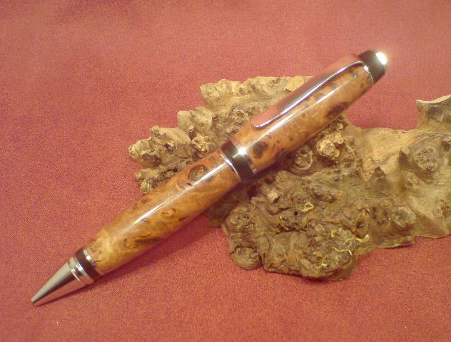 20079111188_C0024%20BURR%20ELM%20CIGAR%202.jpg