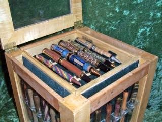 200791919283_PenDisplay002.jpg