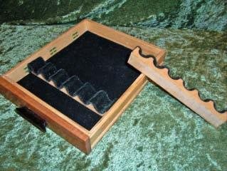2007919192928_PenDisplay006.jpg
