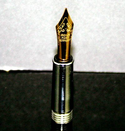 200792919243_Heritage%2014kt%20gold%20nib.jpg