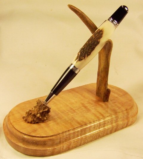 200793234059_pen%20stand%20maple.jpg