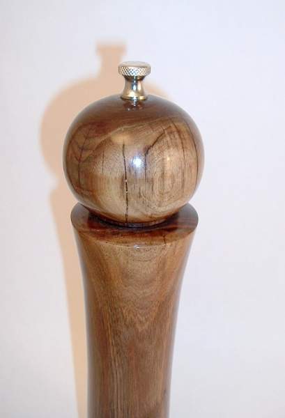 2008125115617_WALNUT%20PEPPERMILL%20011.jpg