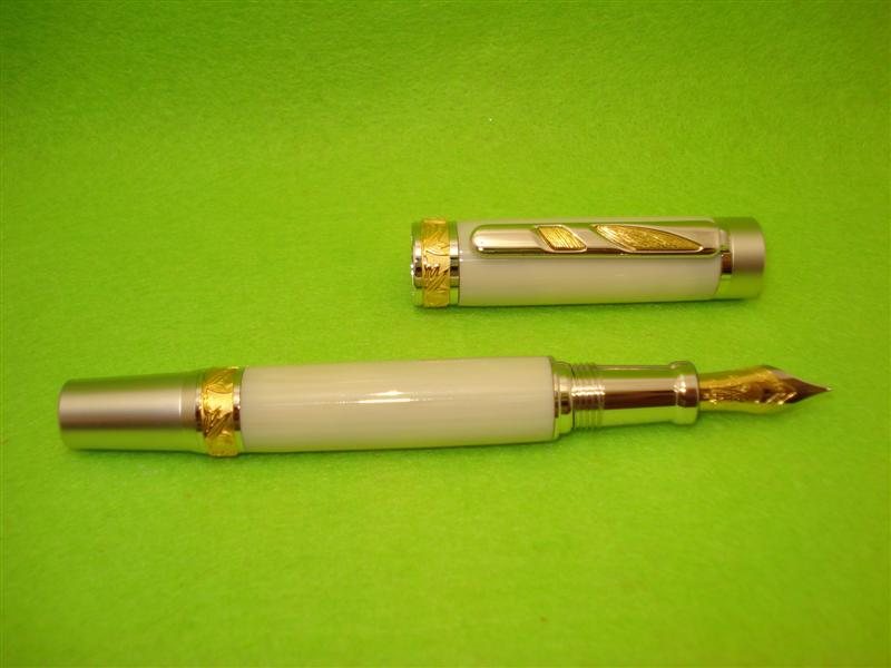 2008224102053_8.jpg