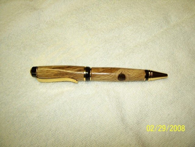 200822913821_hollisteroakcigar3.jpg