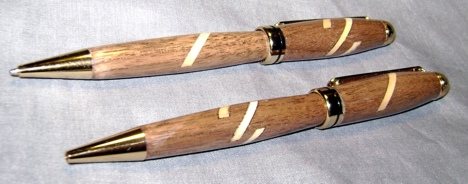 200822953815_Euro%20Walnut%20Maple%202.jpg