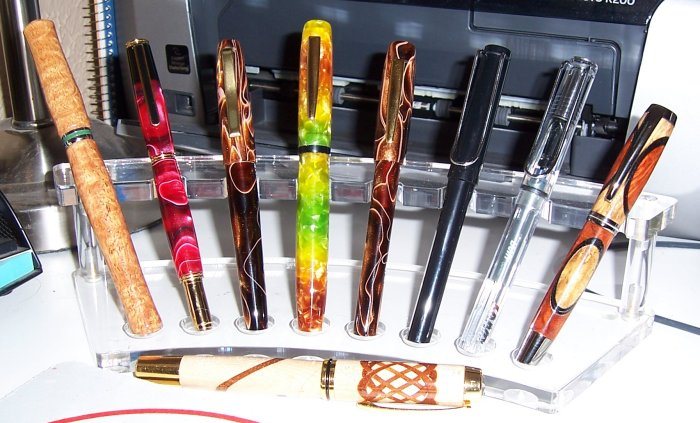 20082742752_my%20daily%20pens.jpg